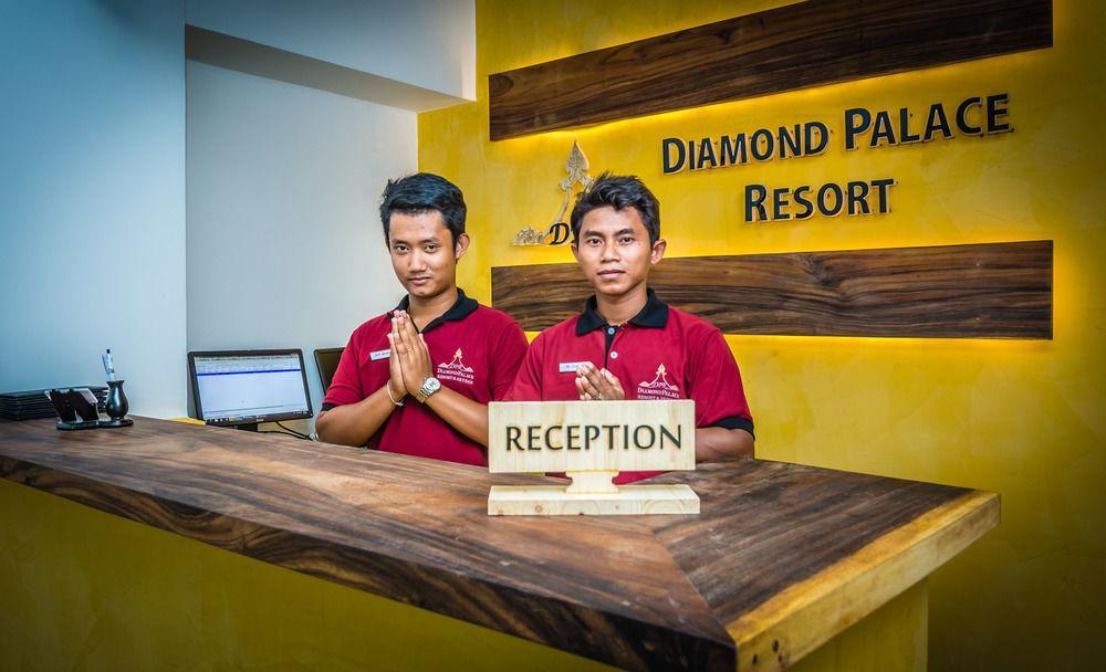 Diamond Palace Resort & Sky Bar Phnom Penh Exterior photo
